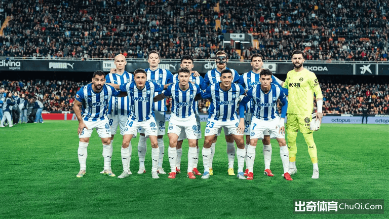 西甲情报:阿拉维斯再添一员猛将,黄潜中卫位置有隐忧