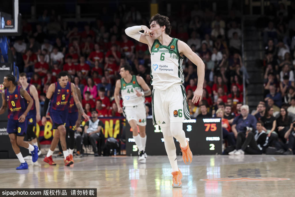 巴萨盯上若昂-佩德罗：英超新9？